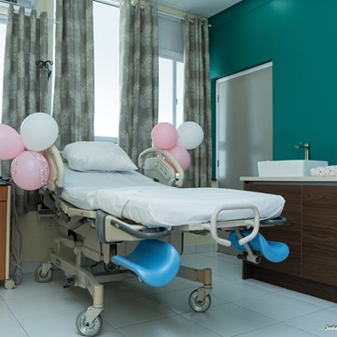 Staatsolie investeert in high care verloskamer St. Vincentius ziekenhuis